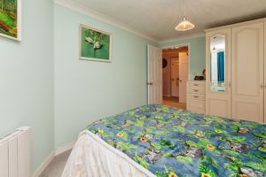 BEDROOM- click for photo gallery